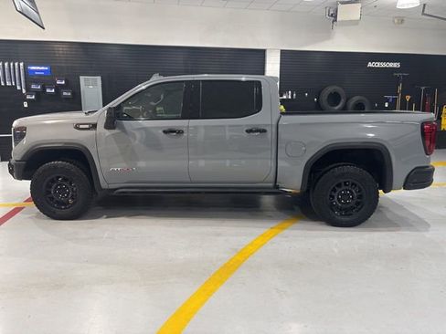 Used 2024 GMC Sierra 1500 AT4X w/ AT4X AEV Edition image 3