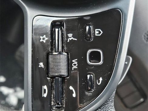 Used 2024 Mercedes-Benz Sprinter 2500 image 16