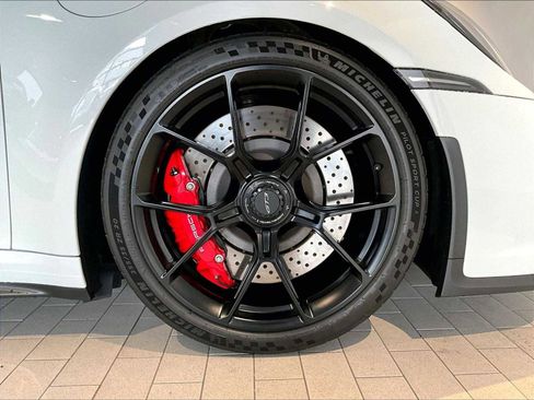Used 2022 Porsche 911 GT3 image 14