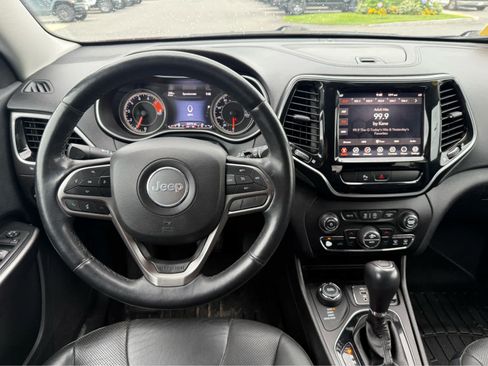 Used 2019 Jeep Cherokee Limited AWD/4WD image 14