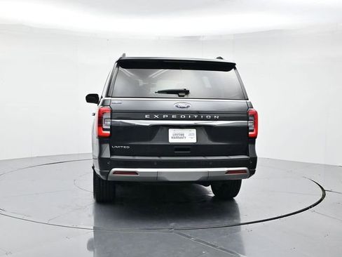 Used 2024 Ford Expedition Limited image 8