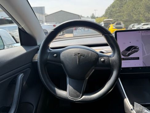 Used 2018 Tesla Model 3 Long Range image 7