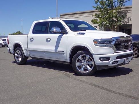 Used 2022 RAM 1500 Limited w/ Body Color Bumper Group AWD/4WD image 5