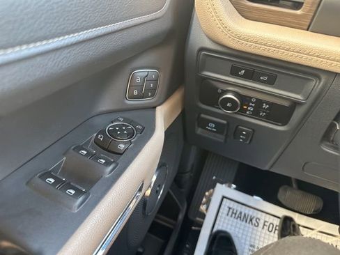 Used 2023 Ford Expedition Max Limited image 14