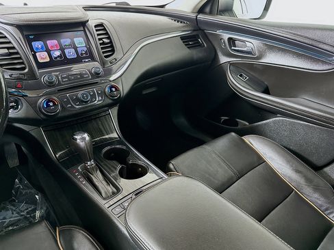 Used 2017 Chevrolet Impala Premier FWD image 22