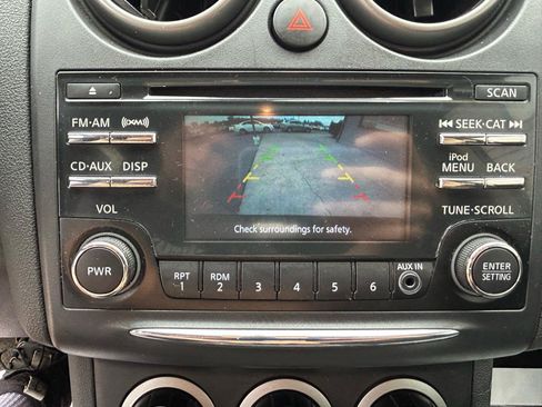 Used 2015 Nissan Rogue S w/ Convenience Package AWD/4WD image 22