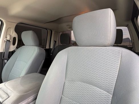 Used 2016 RAM 2500 Tradesman w/ Chrome Appearance Group image 17