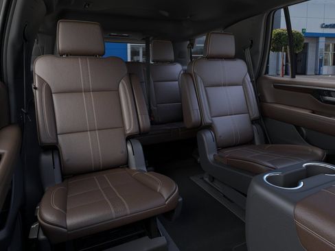 New 2026 Chevrolet Tahoe High Country AWD/4WD image 18