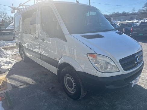 Used 2012 Mercedes-Benz Sprinter 2500 image 6