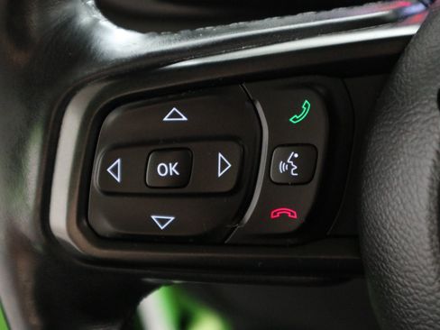 Used 2018 Jeep Wrangler Unlimited Sport S AWD/4WD image 28