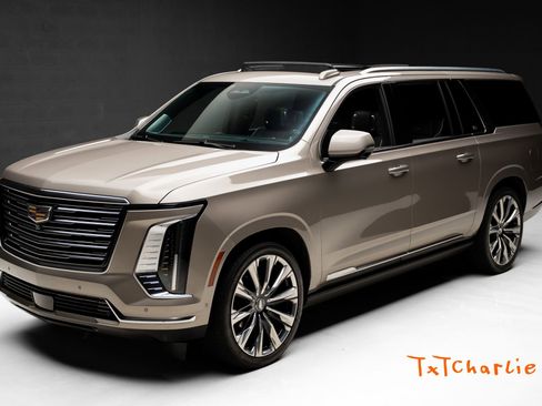 Used 2025 Cadillac Escalade ESV Premium Luxury Platinum AWD/4WD image 1