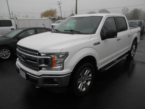 Used 2018 Ford F150 XLT w/ Equipment Group 302A Luxury image 3