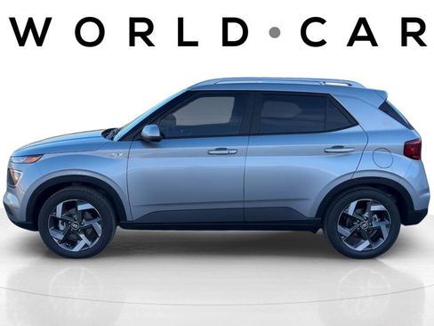 New 2026 Hyundai Venue SEL FWD image 6