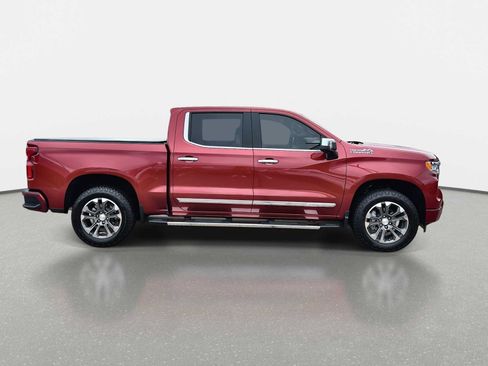 Used 2026 Chevrolet Silverado 1500 High Country w/ Technology Package AWD/4WD image 10