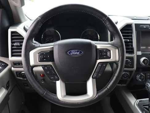 Used 2020 Ford F150 Lariat w/ Equipment Group 502A Luxury AWD/4WD image 19