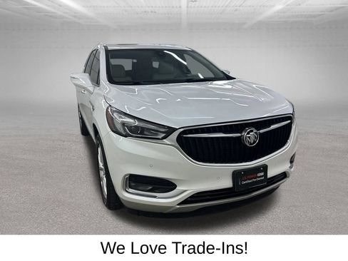 Used 2021 Buick Enclave Premium w/ Sun and Sites Package AWD/4WD image 3