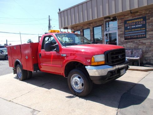 Used 2001 Ford F450 2WD Regular Cab Super Duty image 1