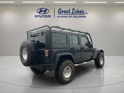 Used 2017 Jeep Wrangler Unlimited Sport AWD/4WD image 5