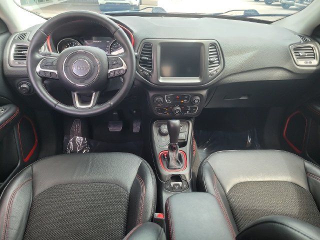 Used 2021 Jeep Compass Trailhawk w/ Convenience Group AWD/4WD image 17