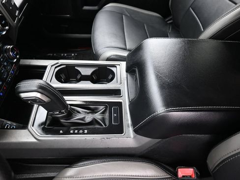 Used 2018 Ford F150 Raptor w/ Equipment Group 802A Luxury AWD/4WD image 17