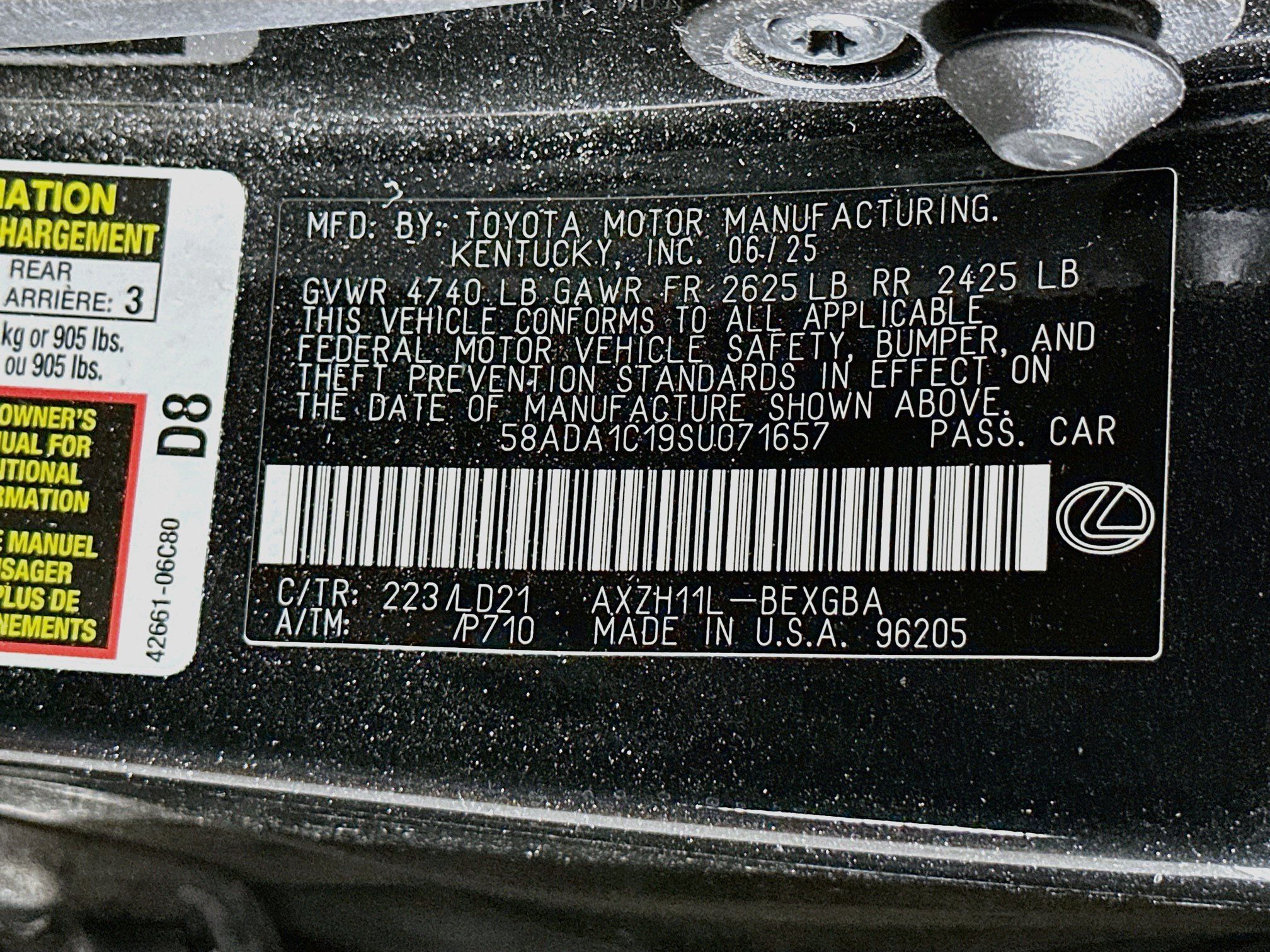 Used 2025 Lexus ES 300h w/ Premium Package FWD image 12