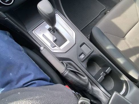 Certified 2021 Subaru Crosstrek 2.0i image 30