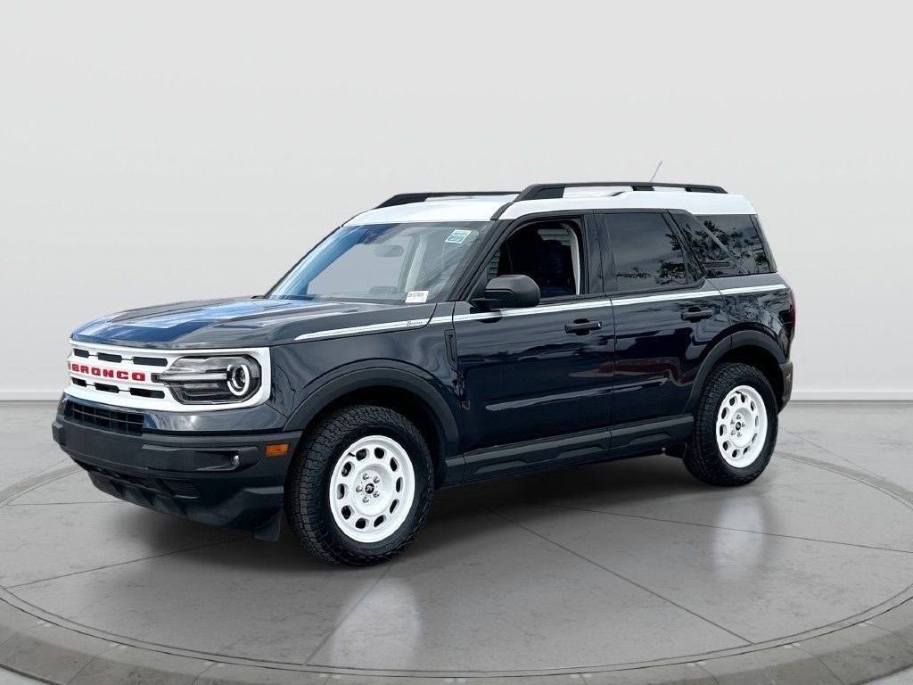 Used 2023 Ford Bronco Sport Heritage w/ Heritage Convenience Package AWD/4WD image 4