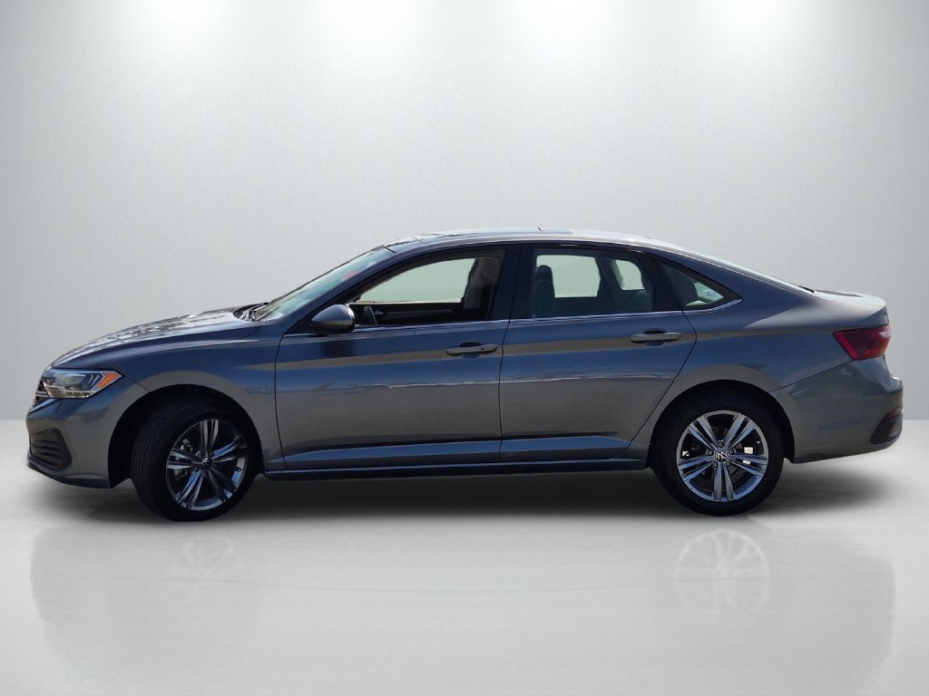 Used 2024 Volkswagen Jetta SE FWD image 7