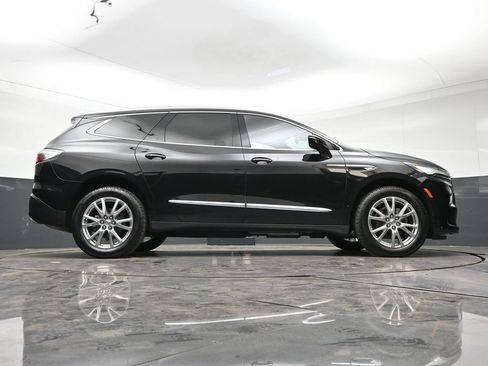 Used 2023 Buick Enclave Essence w/ Experience Buick Package AWD/4WD image 29
