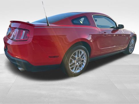 Used 2012 Ford Mustang Premium image 5