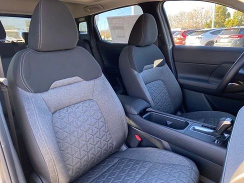 New 2026 Nissan Kicks SV w/ SV Premium Package image 9