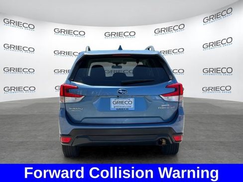 Used 2021 Subaru Forester Premium AWD/4WD image 6