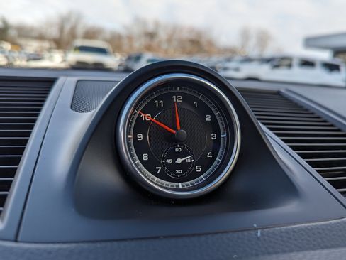 Used 2020 Porsche Macan image 22