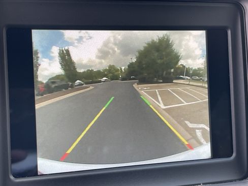 Used 2022 Dodge Charger SXT RWD image 24