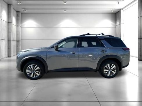 New 2026 Nissan Pathfinder SL w/ Cargo Package AWD/4WD image 5