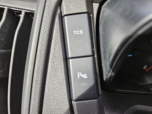 Used 2019 Ford Transit 150 XLT image 49