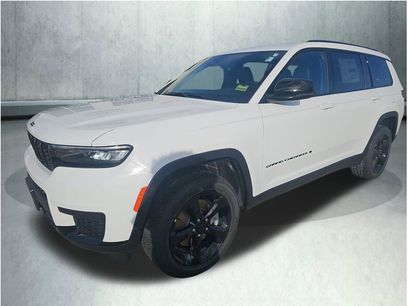 New 2025 Jeep Grand Cherokee L Altitude
