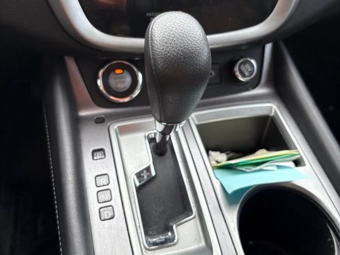 Used 2019 Nissan Murano S AWD/4WD image 14