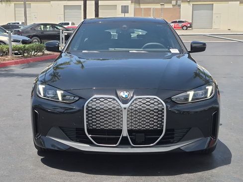 New 2026 BMW i4 eDrive40 w/ Parking Assistance Package RWD image 3