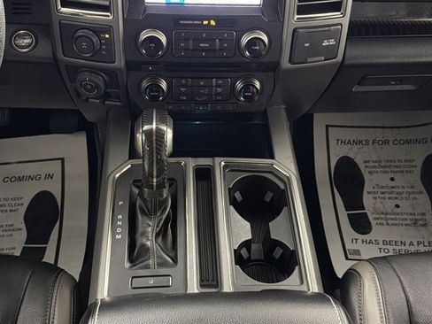 Used 2017 Ford F150 Raptor w/ Equipment Group 802A Luxury image 22