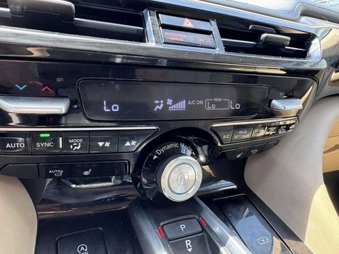 Used 2023 Acura MDX SH-AWD w/ Technology Package image 34