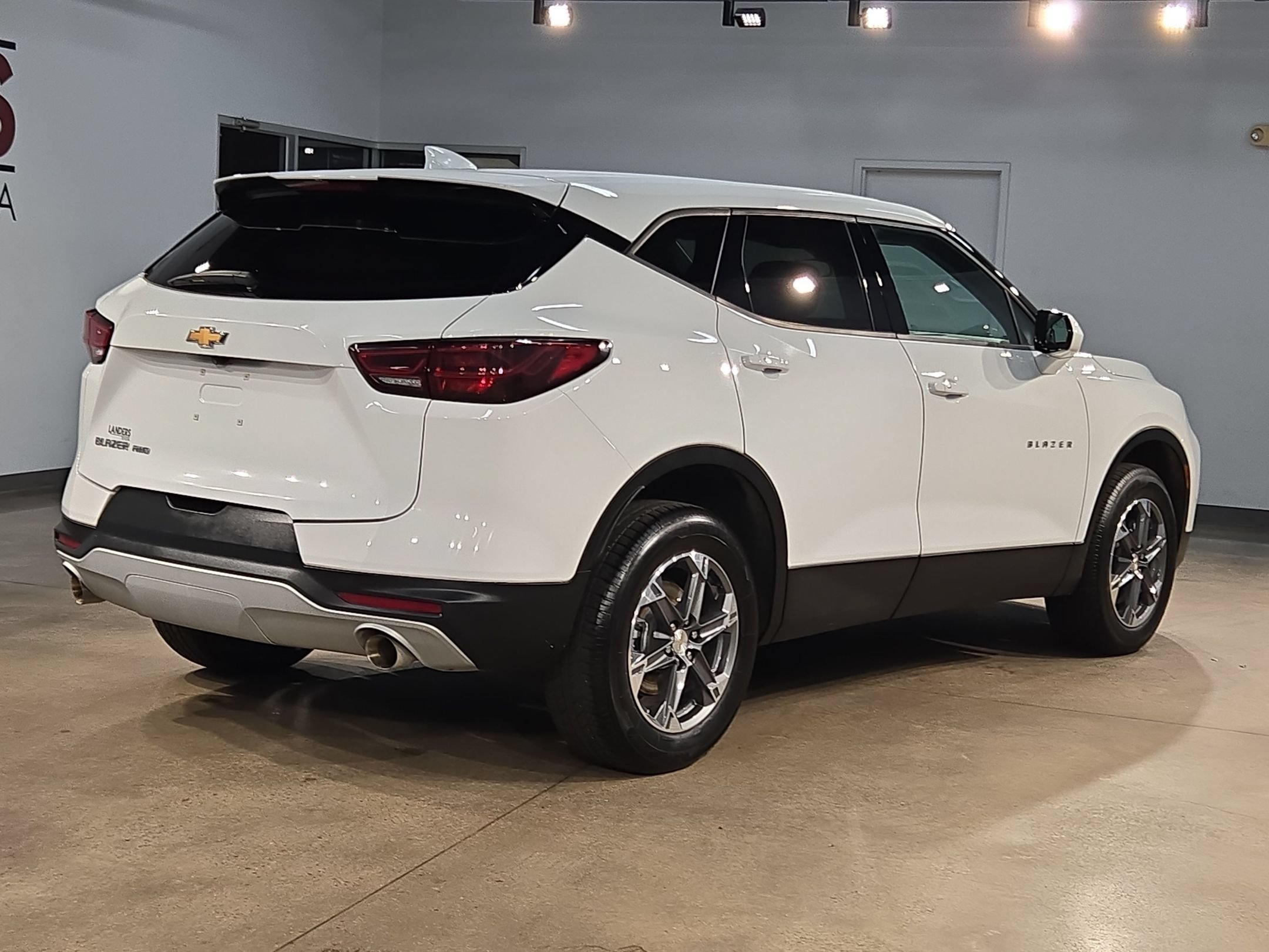 Used 2025 Chevrolet Blazer LT AWD/4WD image 7