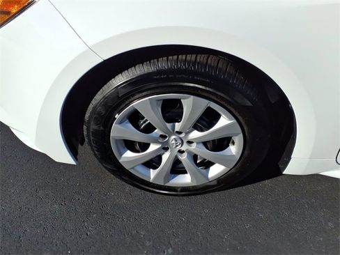 Used 2024 Toyota Corolla LE image 4