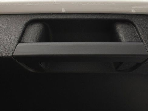 New 2025 Volkswagen Taos SEL image 55