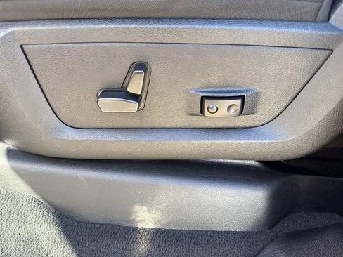 Used 2024 RAM 2500 Big Horn image 25