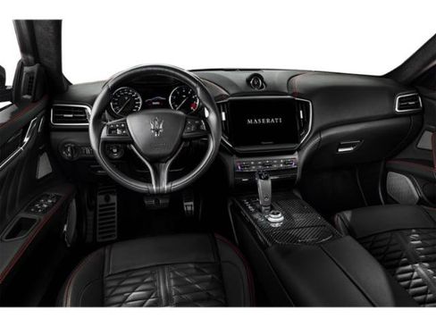 Used 2021 Maserati Ghibli S RWD image 3