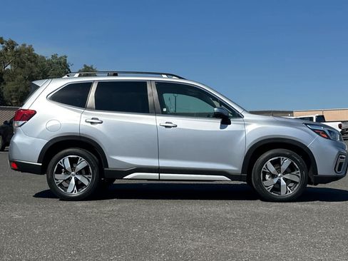 Used 2020 Subaru Forester Touring AWD/4WD image 2