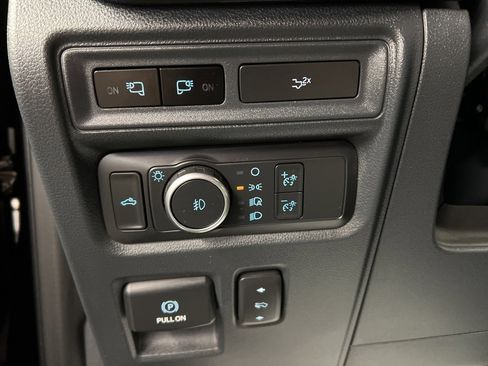 Certified 2022 Ford F150 XLT w/ Equipment Group 302A High image 24