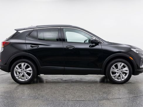Used 2025 Buick Encore GX Preferred FWD image 11
