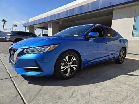 Used 2021 Nissan Sentra SV image 2